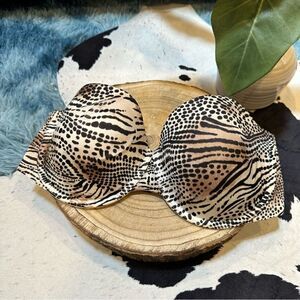 Victorias Secret Biofit strapless convertible bra w/animal print NWOT.